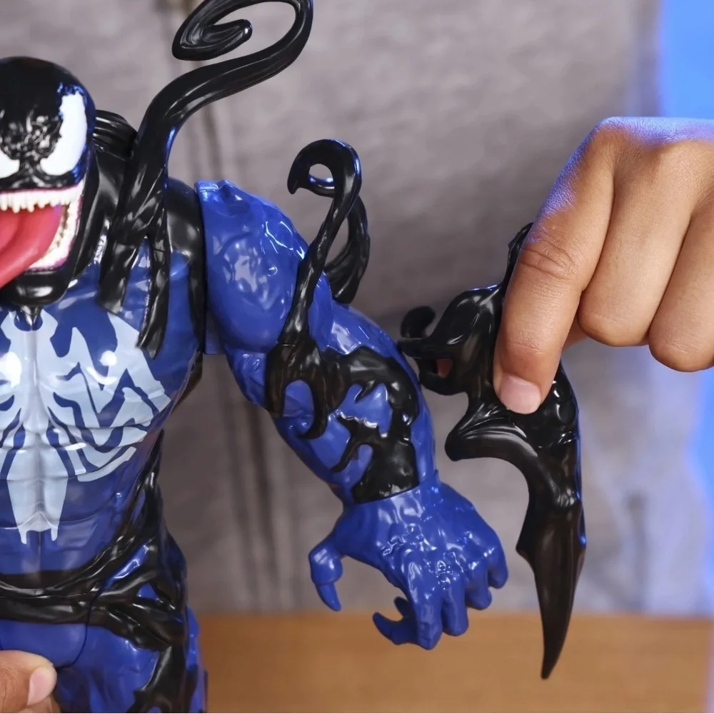 Marvel Venom Versus Action Figure - Blue and Black